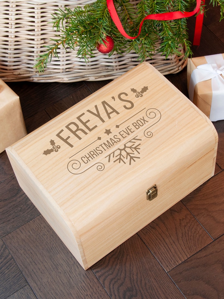 Treat Republic Personalised Christmas Eve Chest - Large Storage - Image 2 of 5 Treat Republic Personalised Christmas Eve Chest - Large Storage - Image 2 of 5