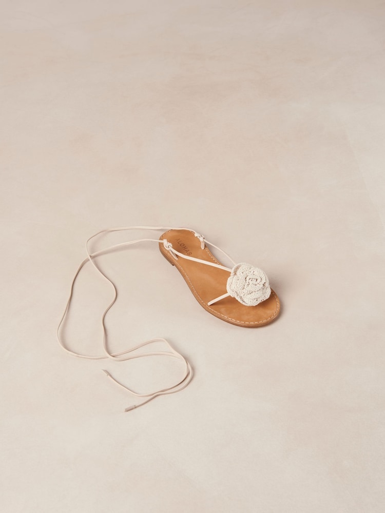 Alohas White Jakara Sandals - Image 4 of 4