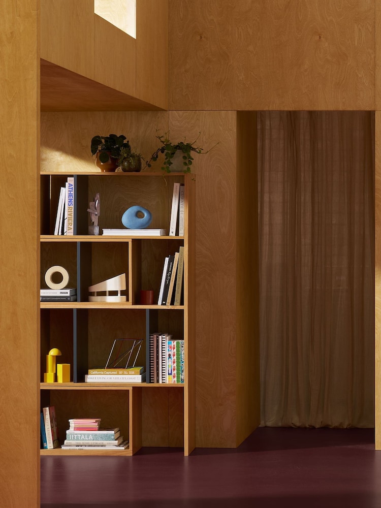 MADE.COM Oak Kano Platform Storage Bed - Image 5 of 5