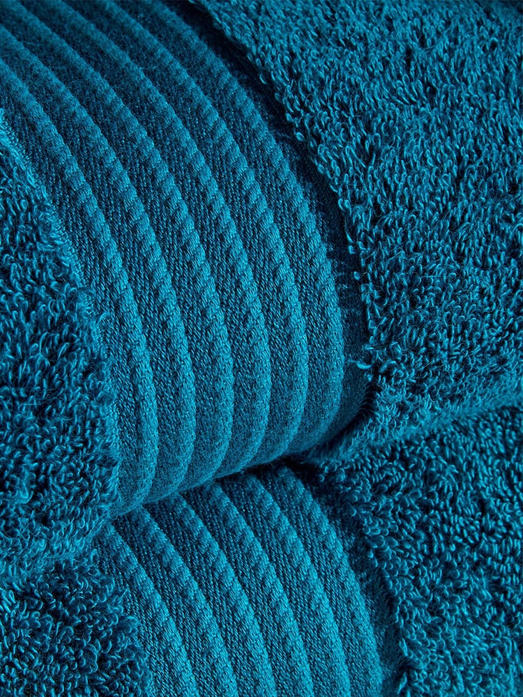 Christy Kingfisher Blue Supreme Hygro® 650GSM Supima Cotton Towel - Image 4 of 4
