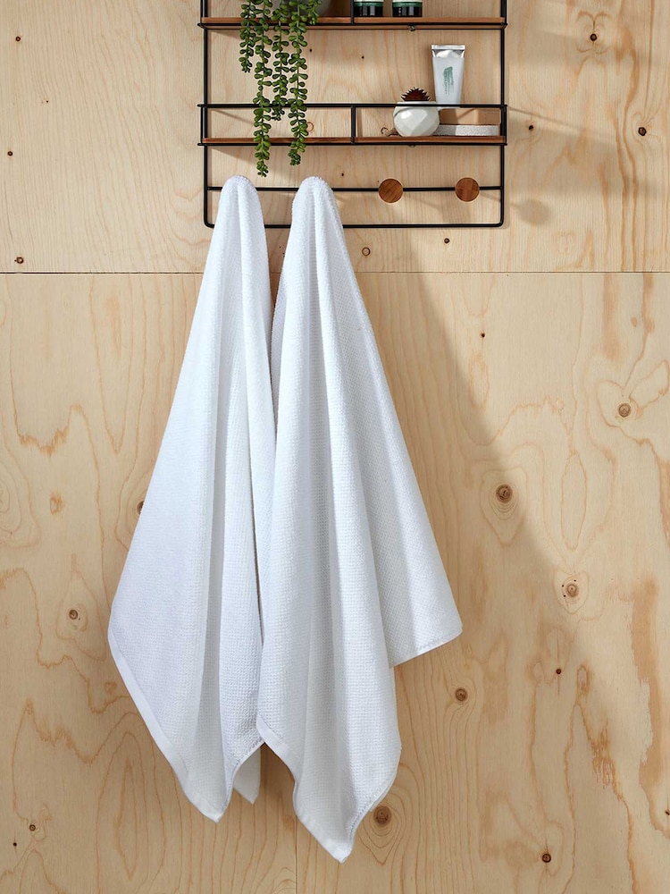 Christy Brixton Popcorn Textured Weave Cotton Towel - Изображение 1 из 3 Christy Brixton Popcorn Textured Weave Cotton Towel - Изображение 1 из 3