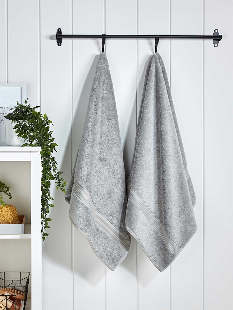 Hygro® Christy Supreme - 650 GSM 100% Cotton Towel - Изображение 1 из 4 Hygro® Christy Supreme - 650 GSM 100% Cotton Towel - Изображение 1 из 4