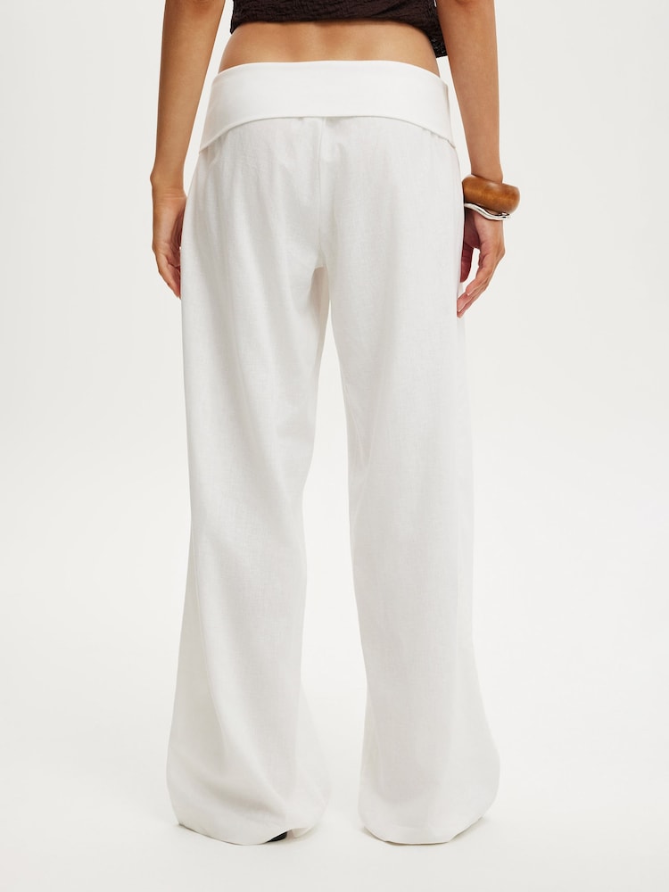 Cotton On White Haven Fold Over Trousers - Image 6 of 6 Cotton On White Haven Fold Over Trousers - Image 6 of 6