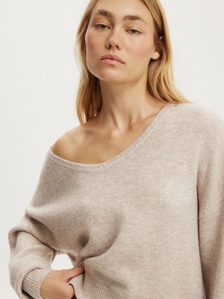 Cotton On Brown Softest Luxe  Slouchy Knit Jumper - Image 5 of 5
