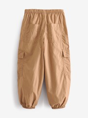 Hellbraun - Parachute-Cargohose mit Jerseyfutter (3–16 Jahre) - Bild 6 von 9