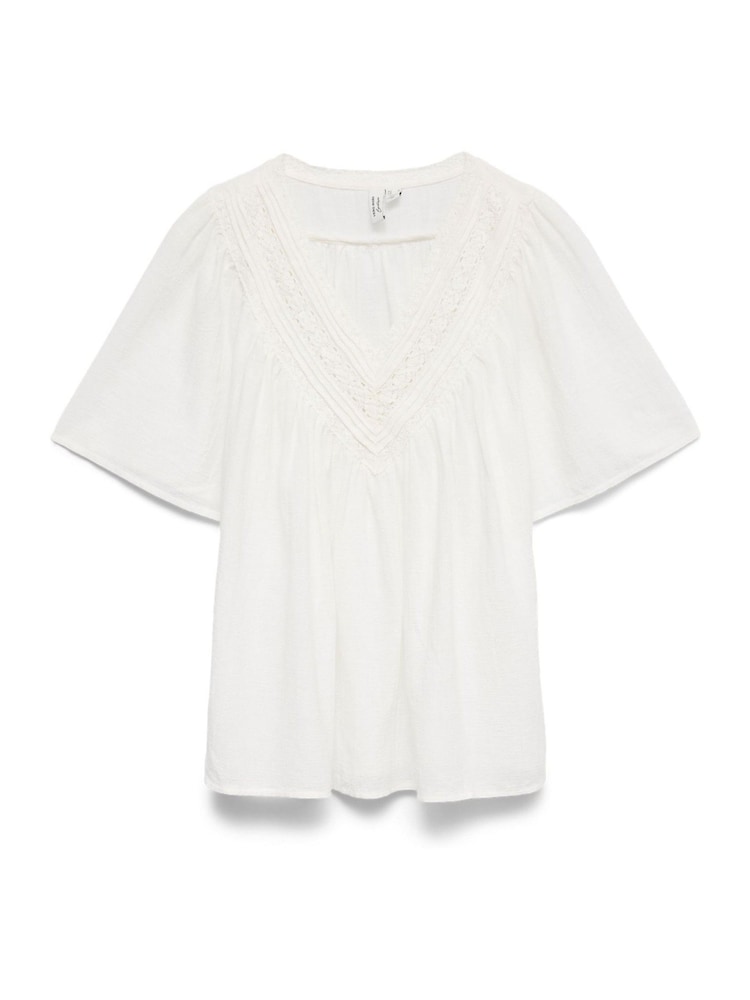 VERO MODA White Short Sleeve V-Neck Lace Trim Top - Image 5 of 5 VERO MODA White Short Sleeve V-Neck Lace Trim Top - Image 5 of 5