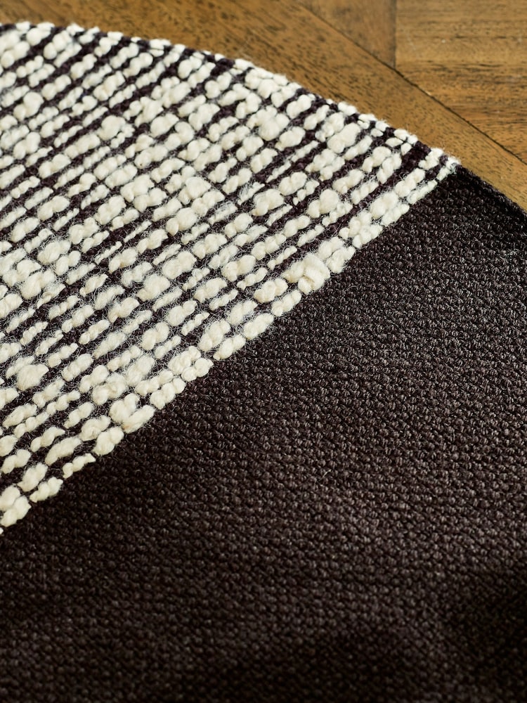 Set of 2 Black Bronx Fabric Placemats - Image 4 of 4
