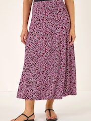Розовый - Стретчевая юбка средних размеров с цветочным принтом Roman - Изображение 1 5