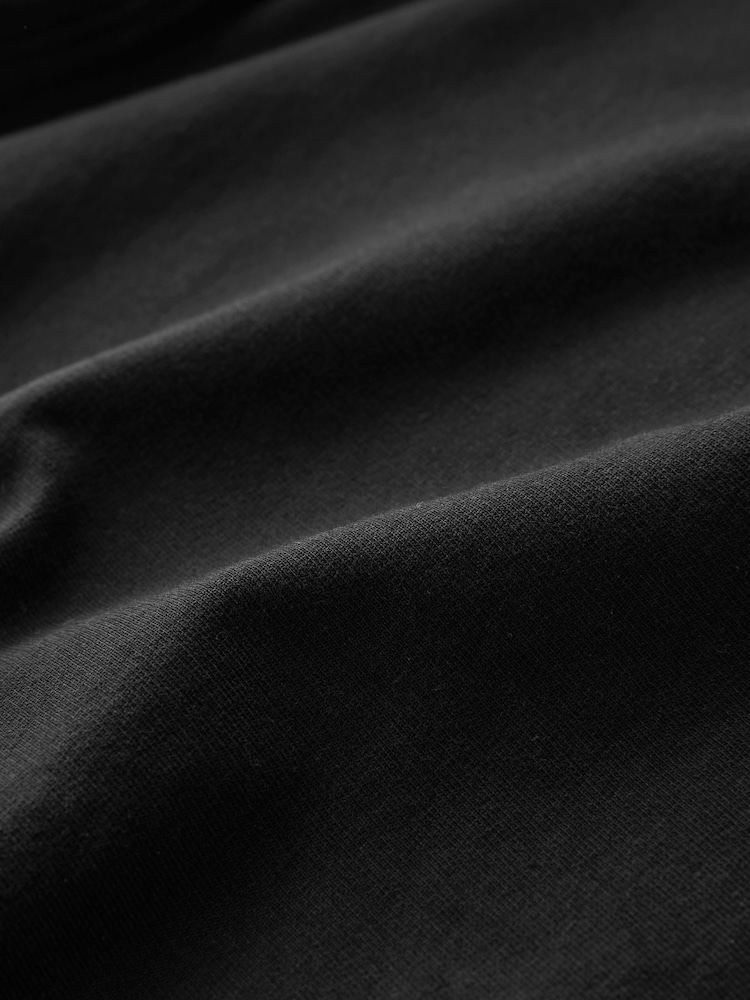 Schwarz - Leichter Oversize-Hoodie mit Reißverschluss - Bild 9 von 9 Schwarz - Leichter Oversize-Hoodie mit Reißverschluss - Bild 9 von 9