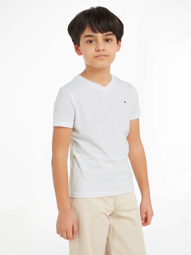 Jednoduché chlapecké tričko Tommy Hilfiger s výstřihem do V - Image 1 of 6
