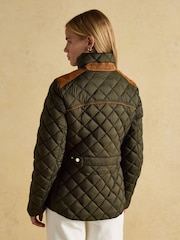 كاكي أخضر - معطف مبطن بتصميم ماسي مقاوم للماء Braemar Luxe من Joules - Image 2 of 13