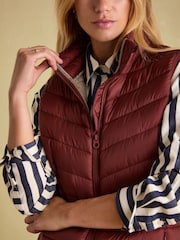 Joules Kenley Burgundy Showerproof Padded Gilet - Image 4 of 6