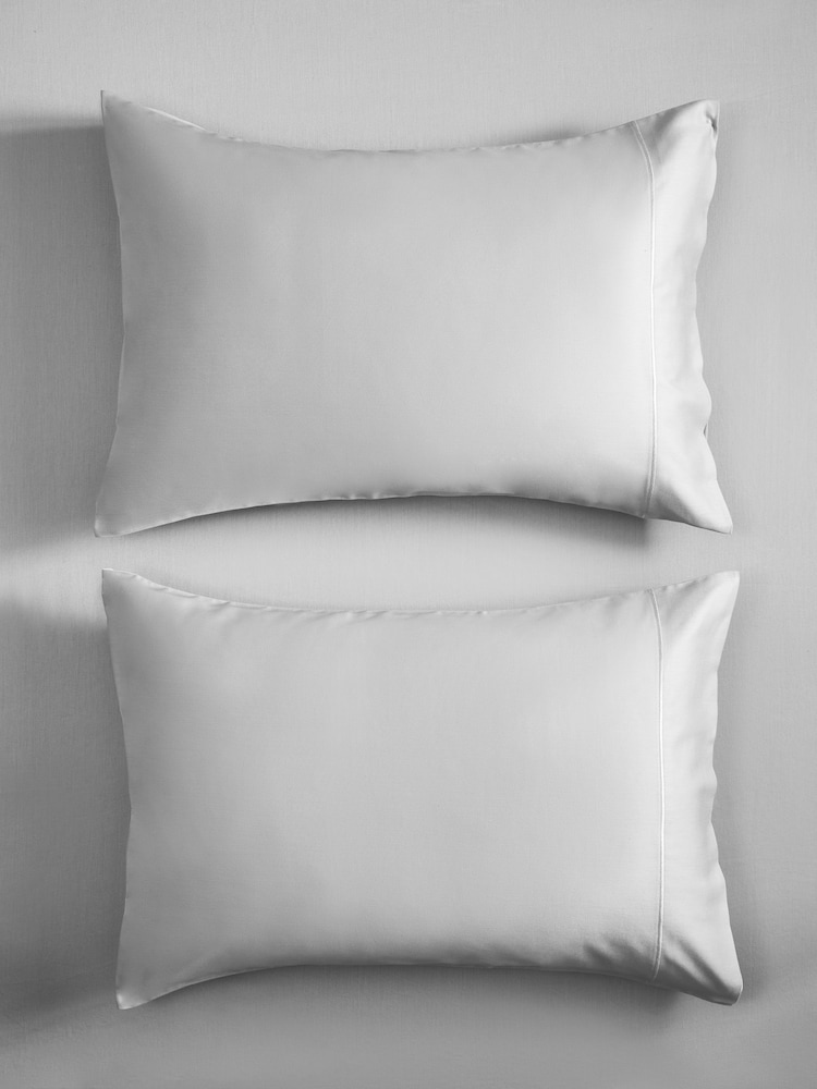 Set of 2 Grey 300 Thread Count Collection Luxe 100% Cotton Pillowcases - Image 4 of 6