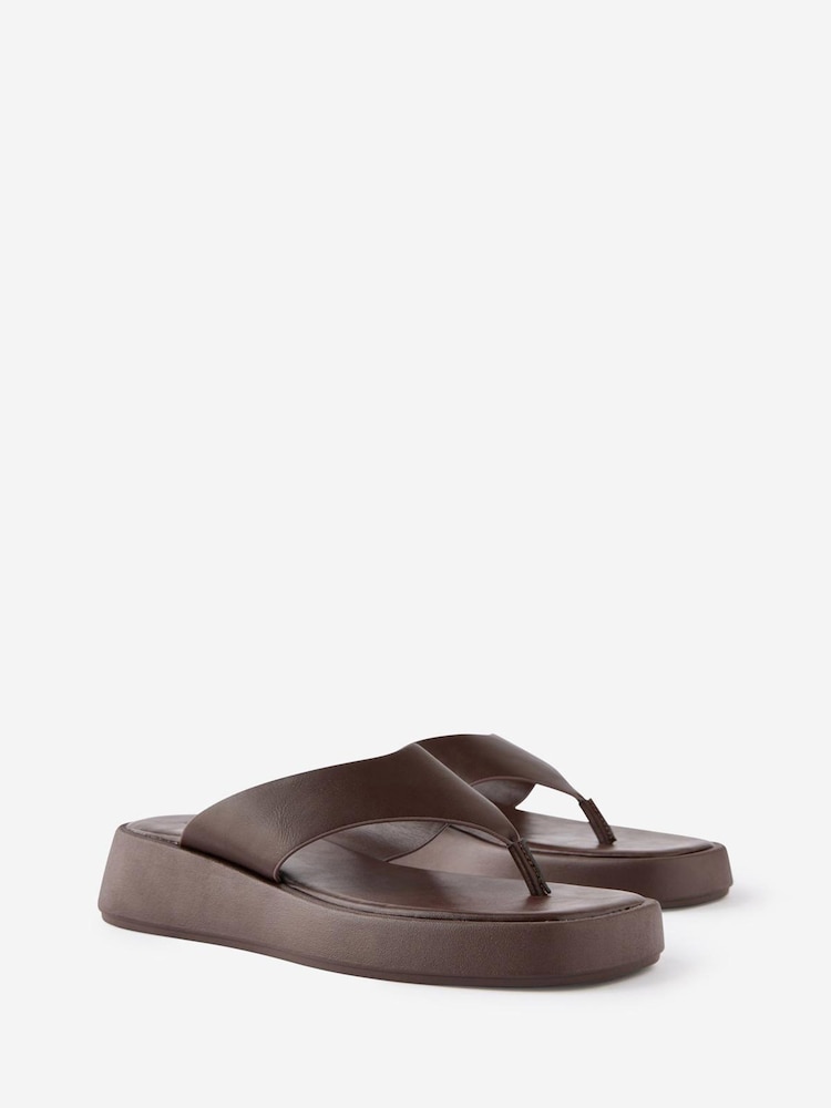 Cotton On Brown Bowie Flatform Sandals - Image 2 of 4 Cotton On Brown Bowie Flatform Sandals - Image 2 of 4