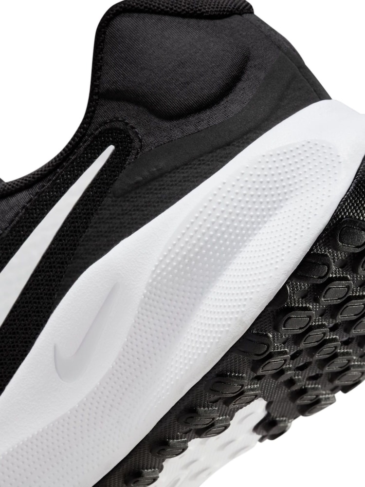 Nike Black/White Revolution 7 Road Running Trainers - Image 10 of 11