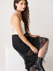 Champagne Lace Trim Cami Top' - Image 2 of 7