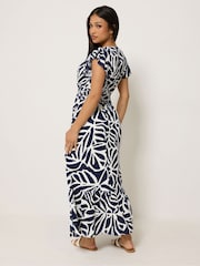 Bleu - Robe longue M&Co Petites tailles à Col V - Image 3 sur 5