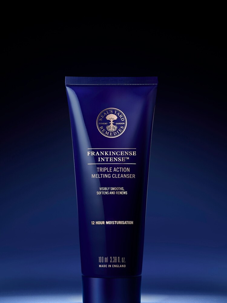 Neals Yard Remedies Frankincense Intense Triple Action Melting Cleanser - Image 3 of 3
