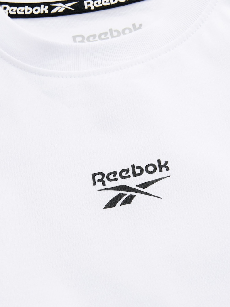 Reebok Short Sleeve Logo 100% Cotton T-Shirt - Image 3 of 3 Reebok Short Sleeve Logo 100% Cotton T-Shirt - Image 3 of 3