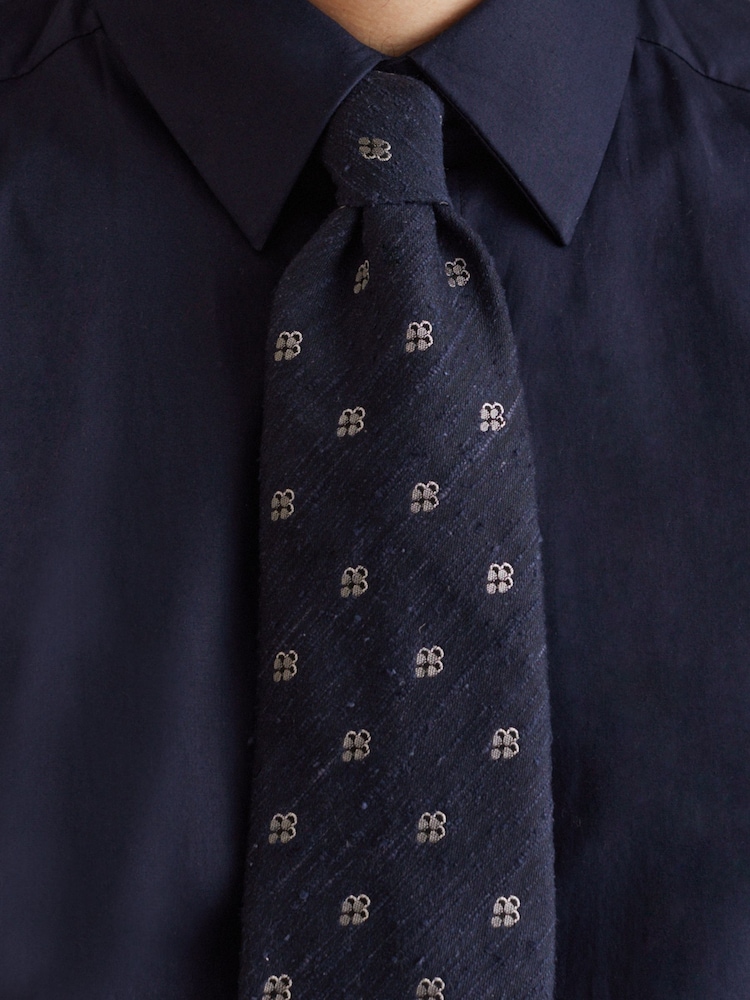 Reiss Navy Francesco Silk Blend Textured Floral Print Tie - Image 2 of 4