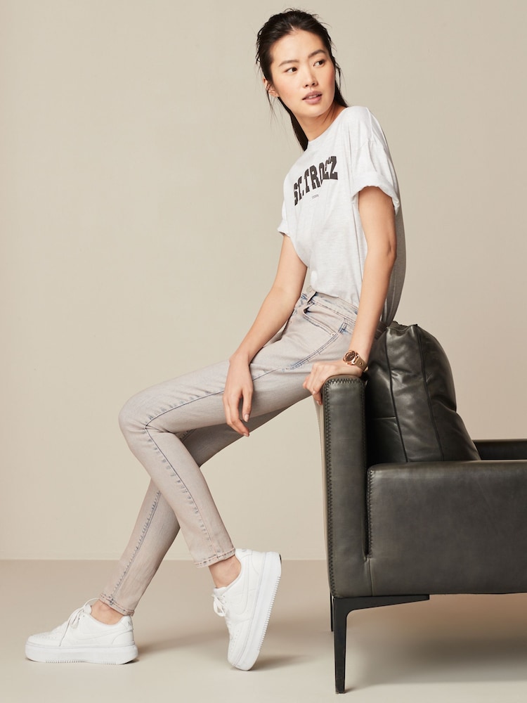 Pink Tinted Low Skinny Jeans - Image 2 of 7