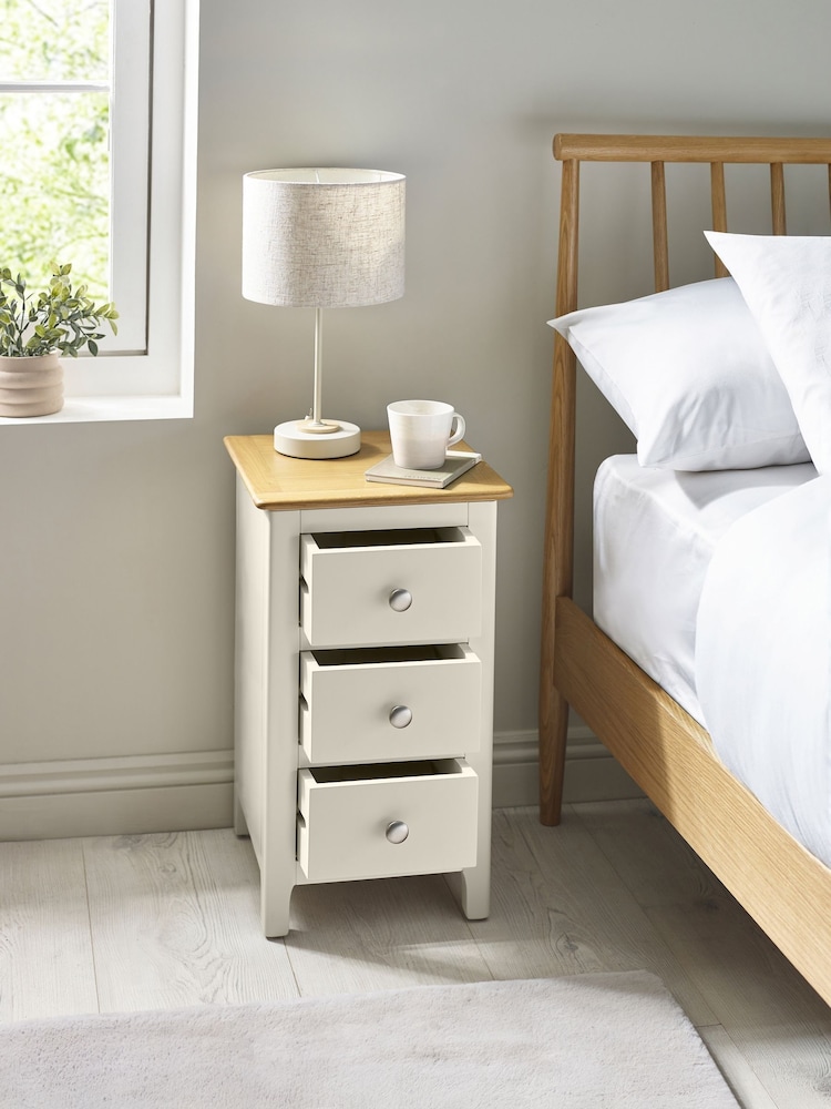 Julian Bowen Truffle Oak Somerset Compact 3 Drawer Bedside Table - Image 2 of 10