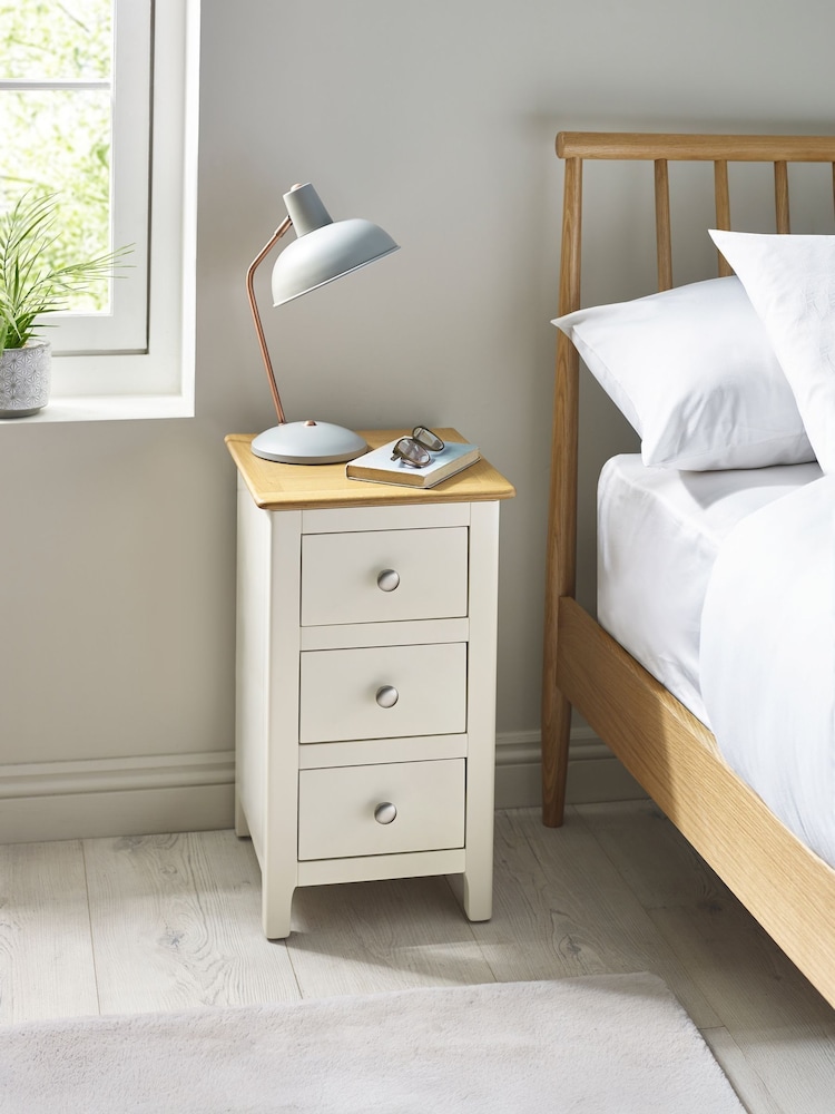 Julian Bowen White Oak Somerset Compact 3 Drawer Bedside Table - Image 1 of 10