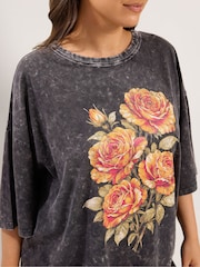 Yours Curve Grey Placement Acid Wash Rose Boxy T-Shirt - Image 4 of 5