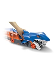 Hot Wheels City Shark Chomp Transporter - Image 2 of 4