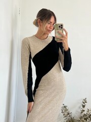 Style Cheat Gestricktes Farbblock-Pullover Midaxi-Kleid​​​​​​​ - Bild 4 von 4