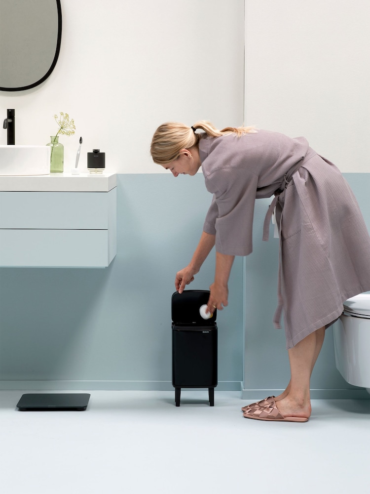 Brabantia Black Bo Waste Bin Hi 4L - Image 2 of 6