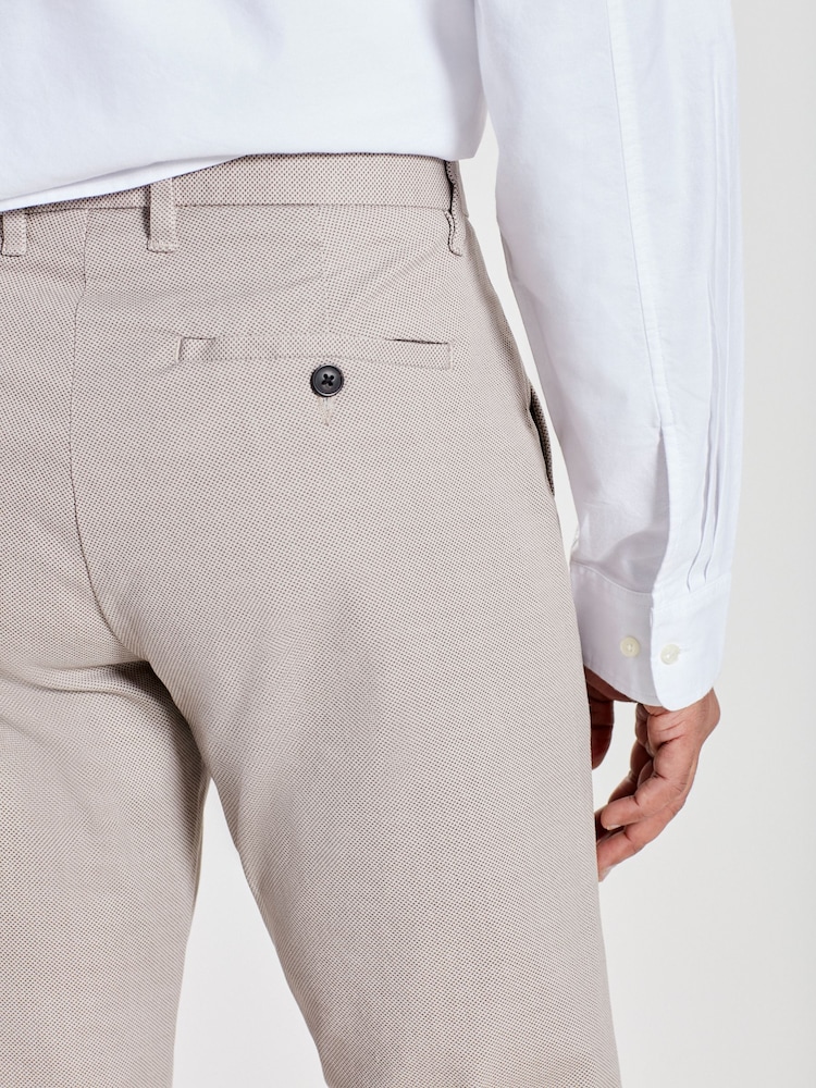 Cream - Sawa Fit - Nyosha Suruali ya Chino Iliyochapishwa Laini ya Kugusa - Image 5 of 8