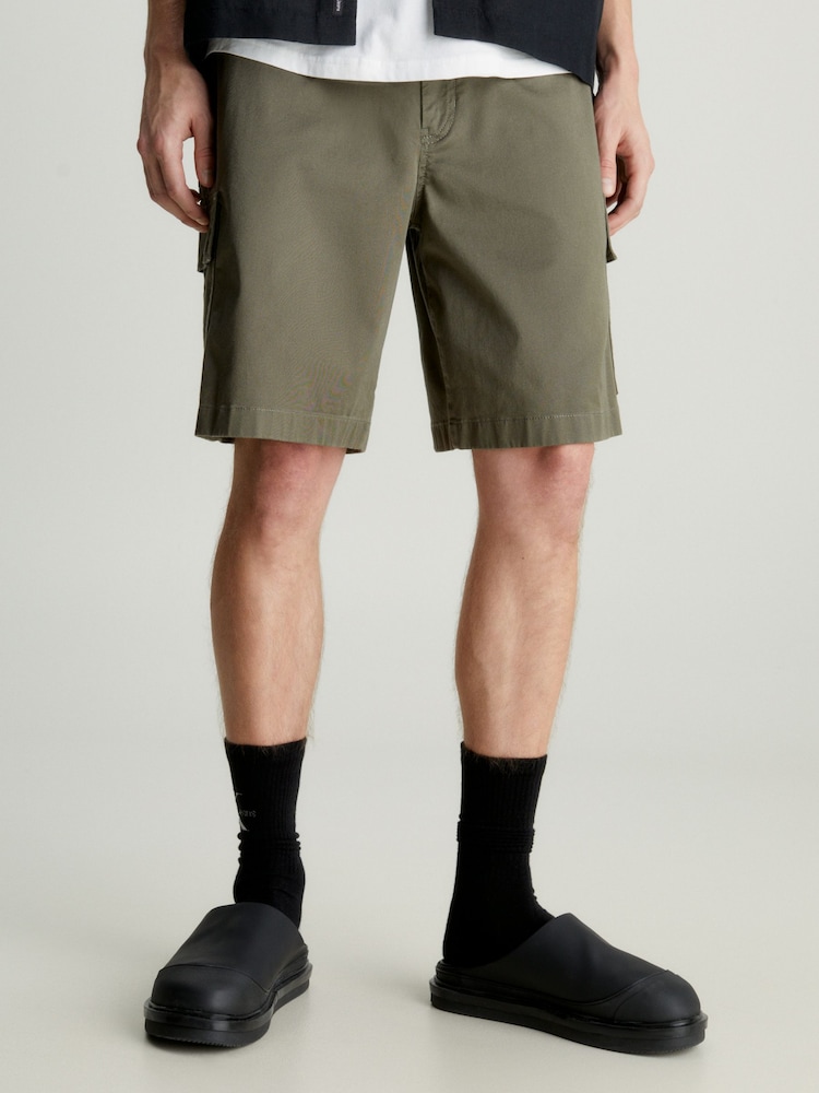 Calvin Klein Green Cargo Woven Shorts - Image 1 of 6
