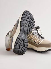 Grau - Water Resistant Pull-On Sporty Hiker Boots - Bild 3 von 5