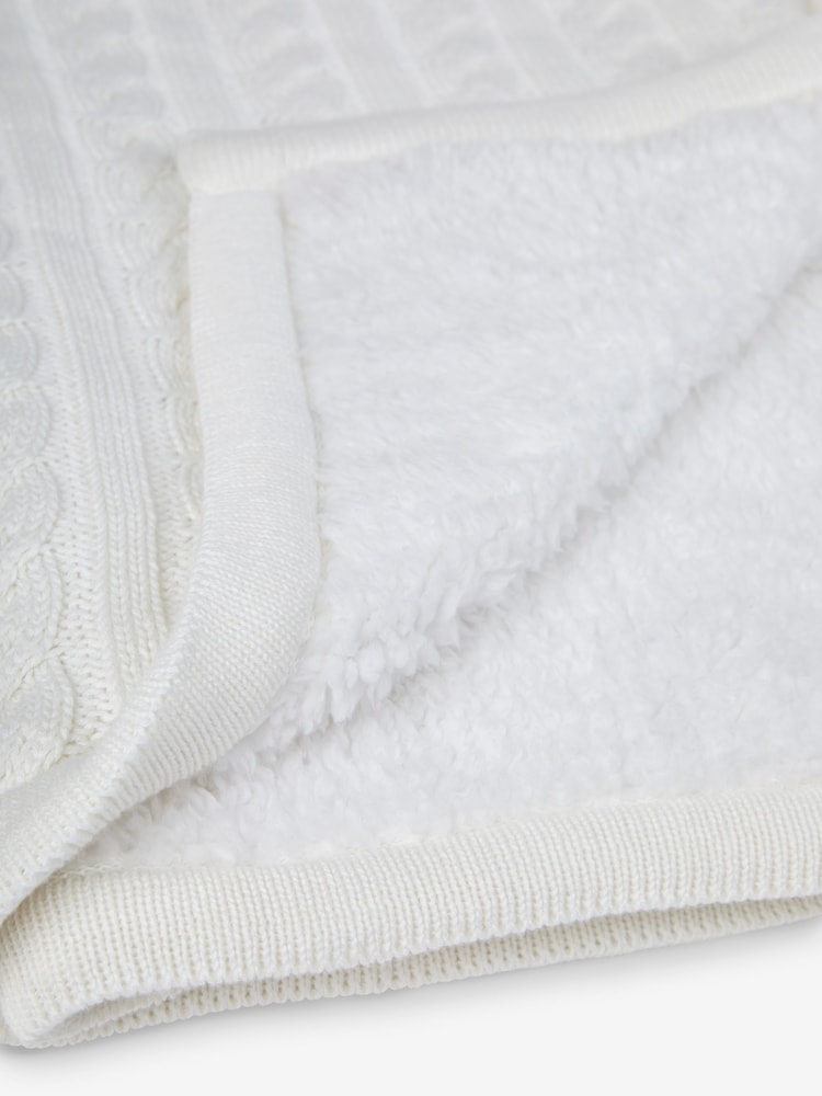 JoJo Maman Bébé White Cable Knit Sherpa Fleece Blanket - Image 3 of 3