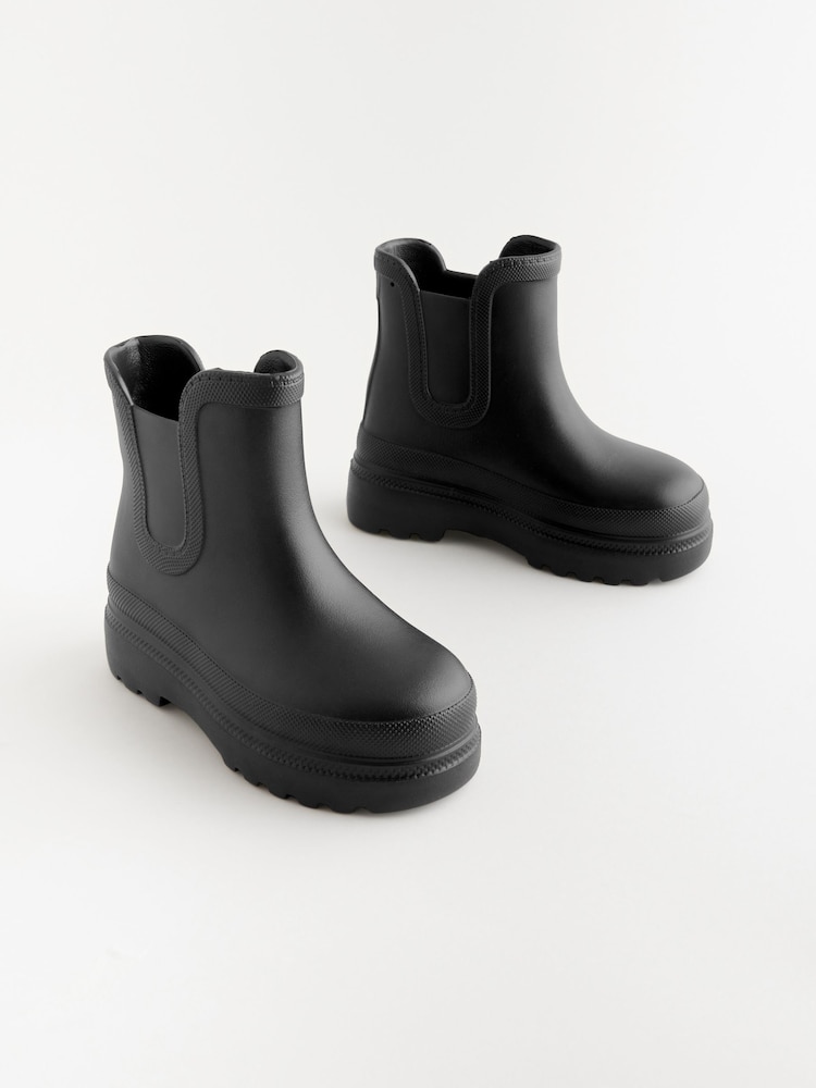 Schwarz - Leichte Gummistiefel mit Knöchelriemen - Bild 1 von 5 Schwarz - Leichte Gummistiefel mit Knöchelriemen - Bild 1 von 5