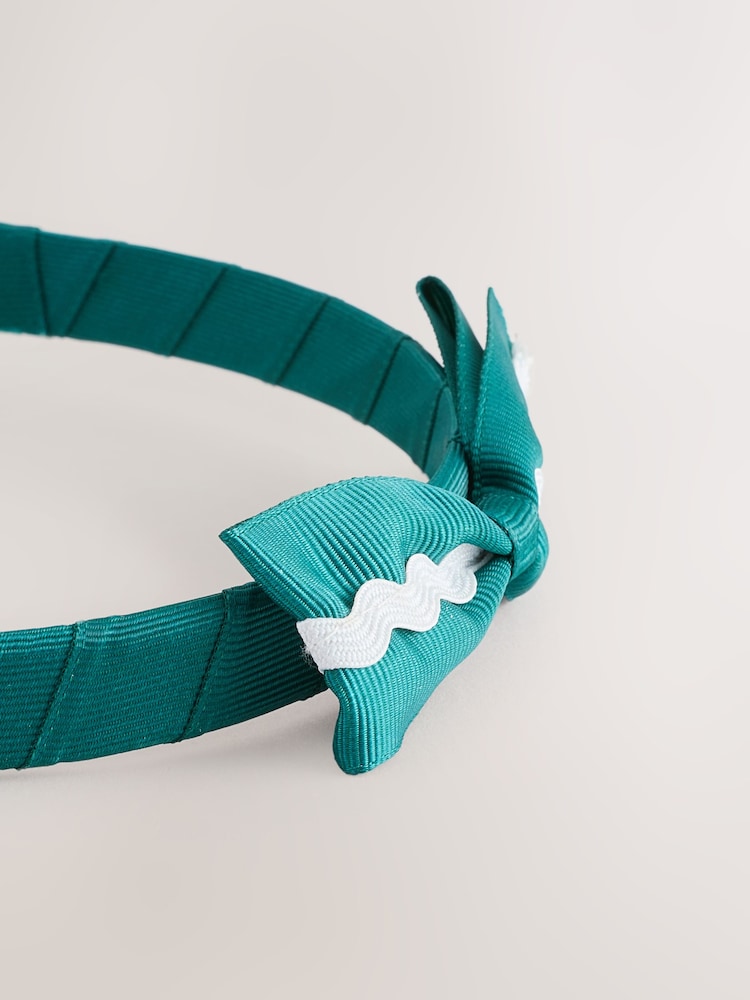 Green Hair Accessories Bundle - Image 6 of 6