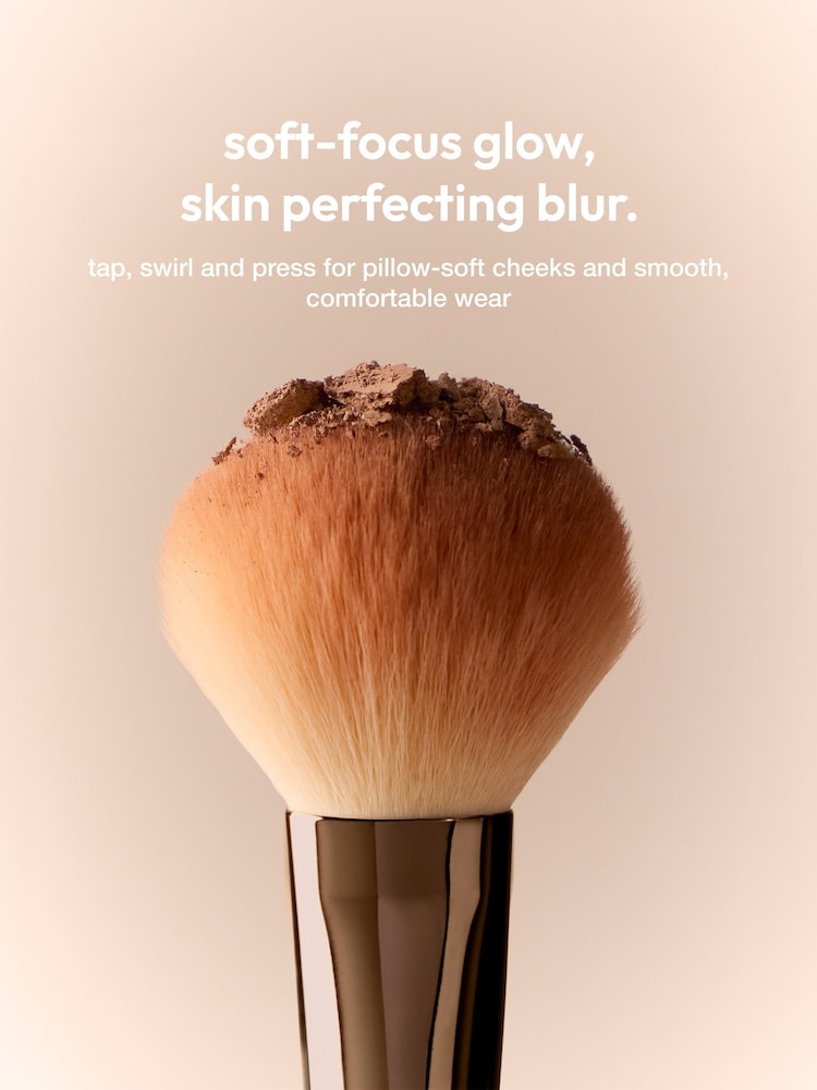 ICONIC London Soft Touch Bronzer - Image 9 of 9