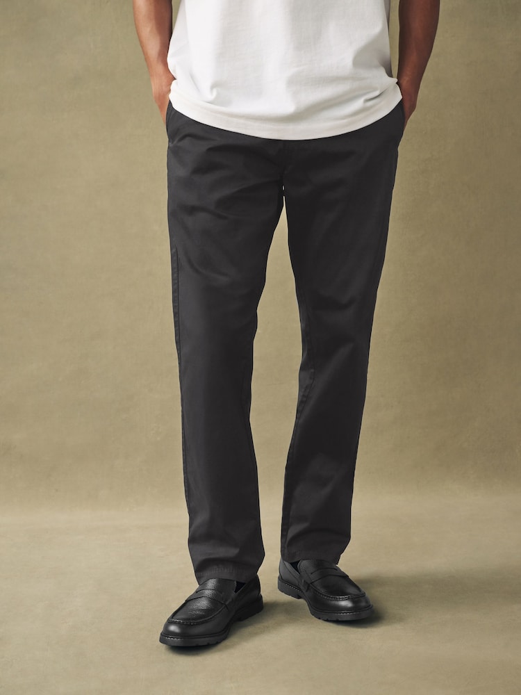 Schwarz - Premium Gewaschene Stretch Chinos Hose in schmaler Passform - Bild 1 von 11 Schwarz - Premium Gewaschene Stretch Chinos Hose in schmaler Passform - Bild 1 von 11