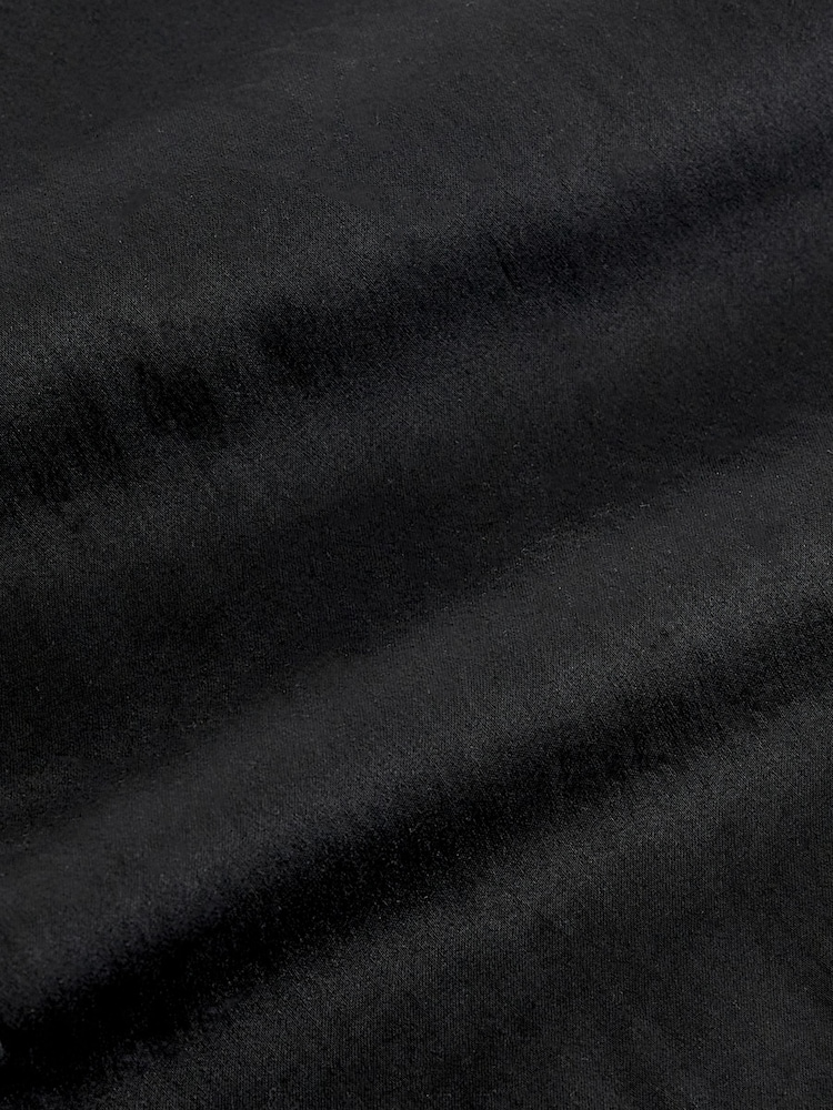 Schwarz - Premium Gewaschene Stretch Chinos Hose in schmaler Passform - Bild 11 von 11 Schwarz - Premium Gewaschene Stretch Chinos Hose in schmaler Passform - Bild 11 von 11