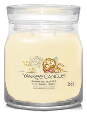 Yankee Candle Signature Medium Jar Scented Candle Banoffee Waffle - Image 2 of 3