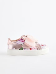 ذهبي وردي - حذاء رياضي للبنات بفيونكة تشكيلة Organza من Baker by Ted Baker - صورة 2 من 6
