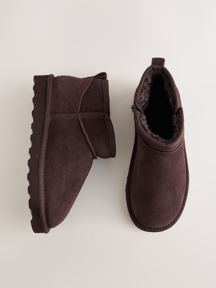 Daim marron chocolat - Bottes en fausse fourrure hydrofuge - Image 1 de 5