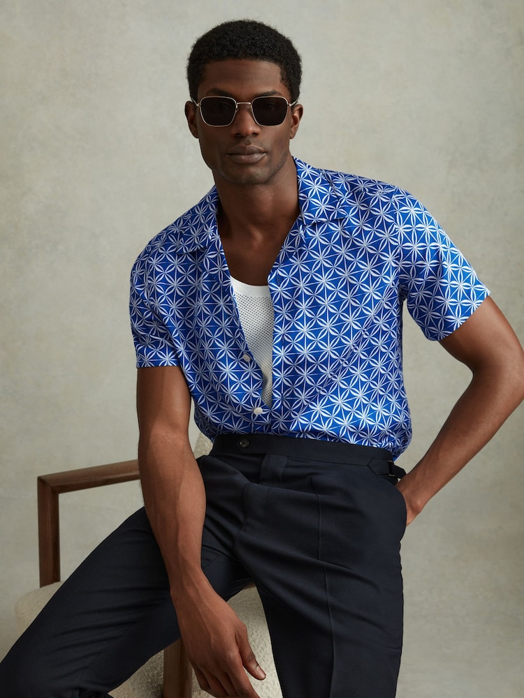 Reiss Bright Blue/White Tintipan Printed Cuban Collar Shirt - Image 2 of 6 Reiss Bright Blue/White Tintipan Printed Cuban Collar Shirt - Image 2 of 6