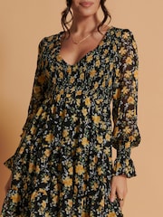 Jolie Moi Black V-Neck Shirred Detail Chiffon Dress - Image 6 of 6