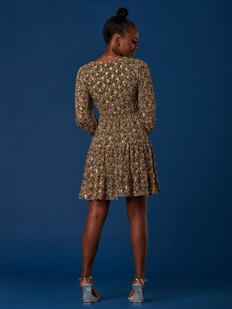Jolie Moi Green V-Neck Shirred Detail Chiffon Dress - Image 2 of 4