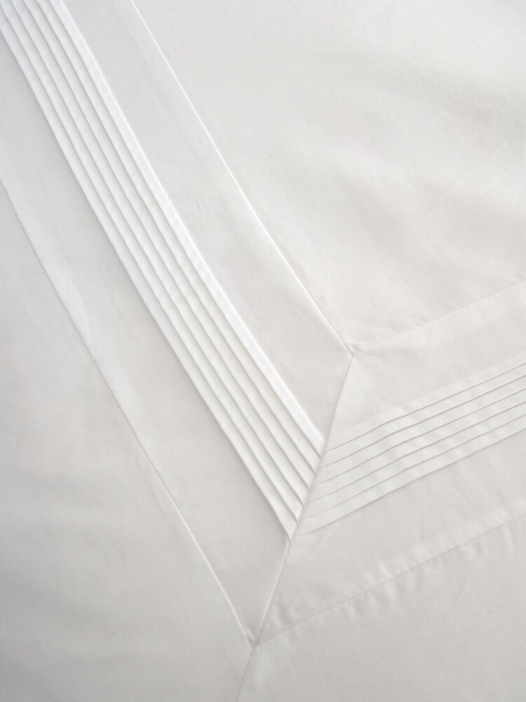Truly White Micro Pleat 100% Cotton Duvet Cover - Image 3 of 3