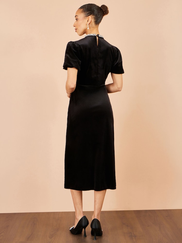 Yumi Black Velvet Embellised Neckline Midi Dress - Image 5 of 5 Yumi Black Velvet Embellised Neckline Midi Dress - Image 5 of 5