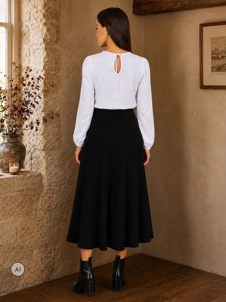 Yumi Black Knitted Midi Skirt With Pockets - Image 4 of 4 Yumi Black Knitted Midi Skirt With Pockets - Image 4 of 4