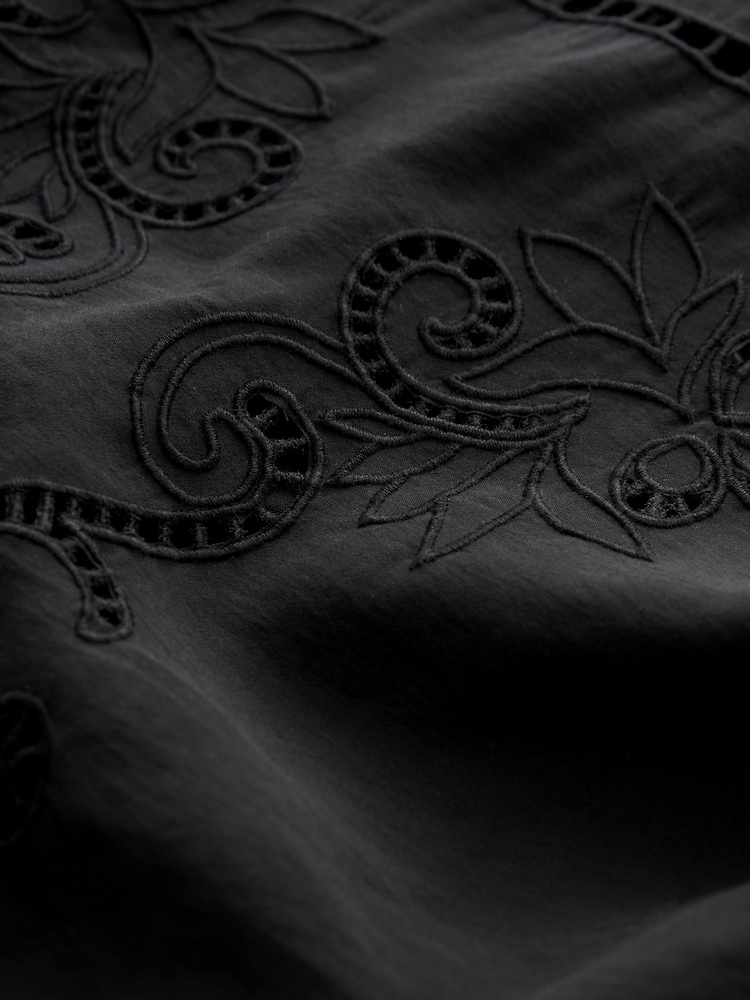 Black Cutwork Crochet Woven Front Vest - Image 6 of 6